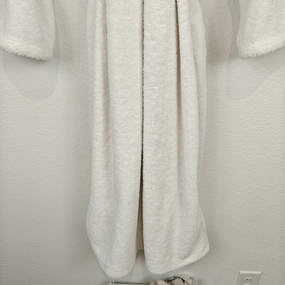 Pottery Barn Unisex White Long sleeve Pockets Belted Robe Size Medium - Picture 9 of 13